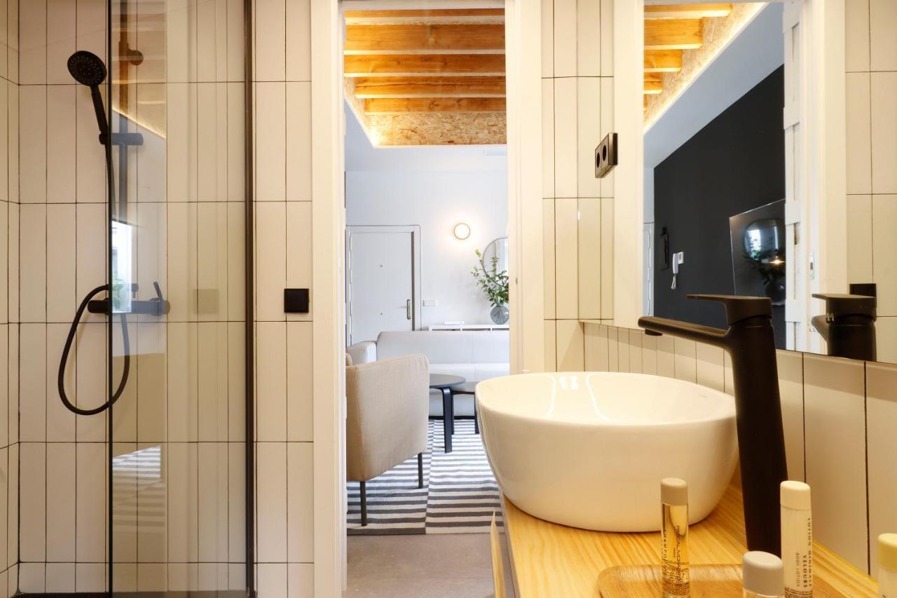 Malasana Design By Madflats Collection มาดริด ภายนอก รูปภาพ